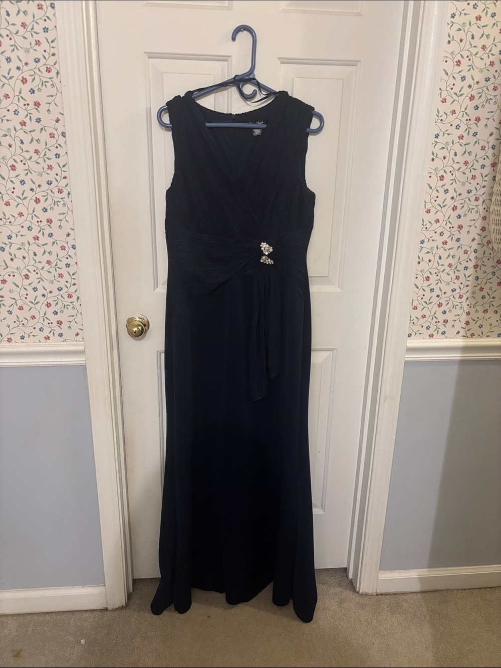 Jessica Howard Navy Sleeveless Maxi Dress with Rhinestone Brooch